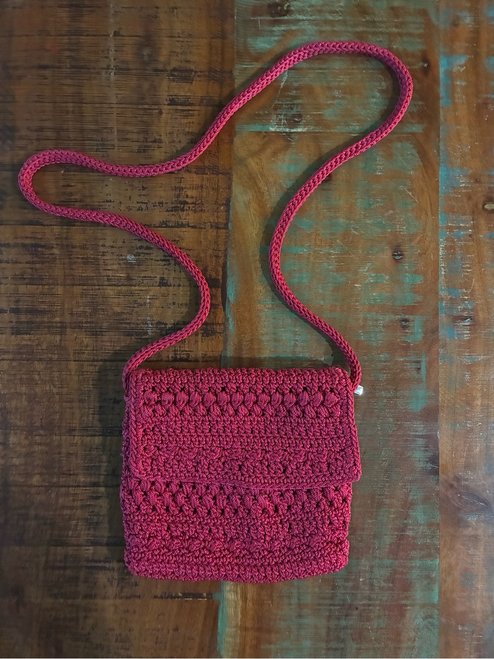 The Sak Small Bright Pink Fuchsia Crossbody Crocheted Boho Purse y2K 2000s